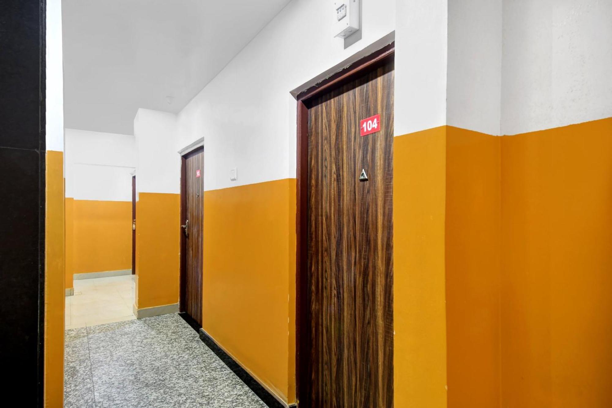 Hotel O Grand Lazeez Haora Екстер'єр фото